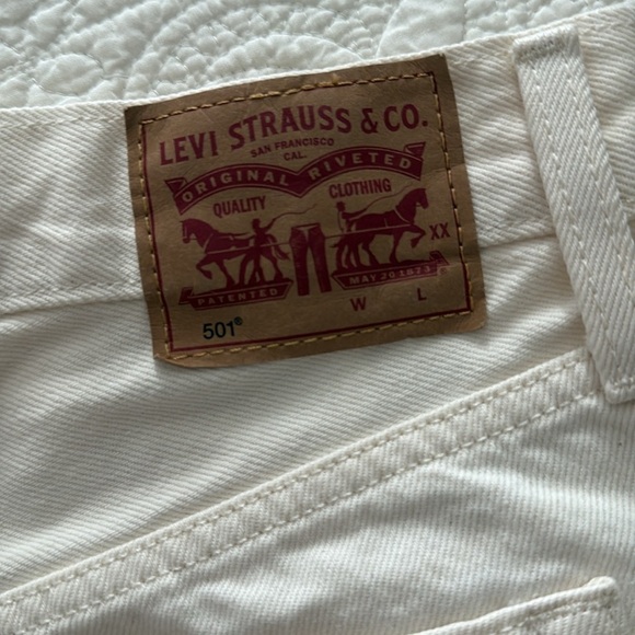 Levi’s 501 Give Me Butterflies High Rise Denim Shorts 29 - Picture 6 of 11